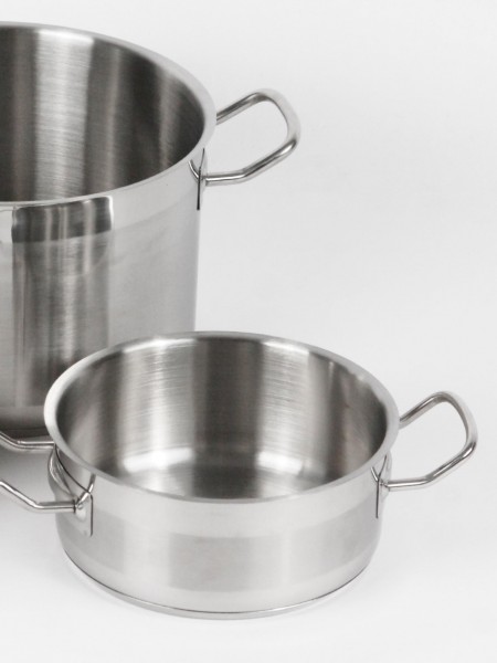 Кастрюля с крышкой 5 л, диаметр 23,5 см, высота 13 см, нержавеющая сталь, Luxstahl. (10-148)