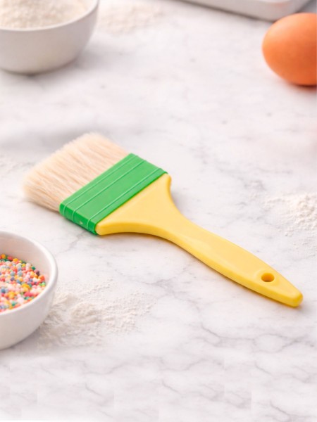 Кисть кондитерская, 7 см, натуральная щетина, пластиковая ручка, Henry. (12-869)