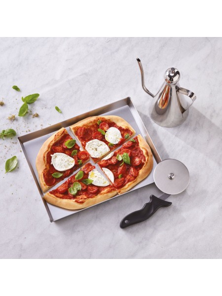 Профессиональный кухонный нож для резки пиццы и теста, роликовый, 10 см, Paderno. (18324-10)