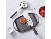 Лопатка для гамбургеров перфорированная, металлическая, рабочая поверхность 24х7,2 см, общая L-34 см, пластиковая ручка, Paderno. (18517-24)