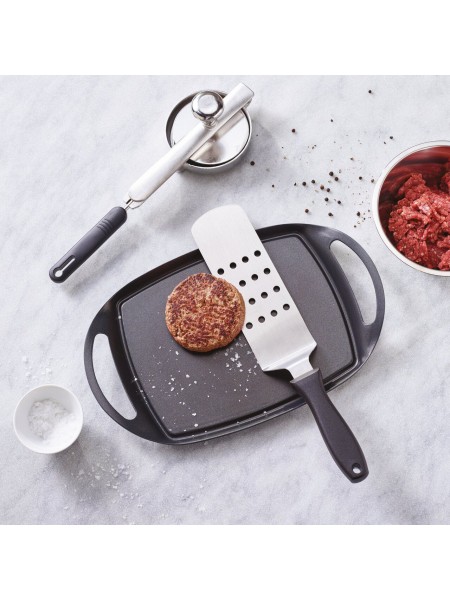 Лопатка для гамбургеров перфорированная, металлическая, рабочая поверхность 24х7,2 см, общая L-34 см, пластиковая ручка, Paderno. (18517-24)