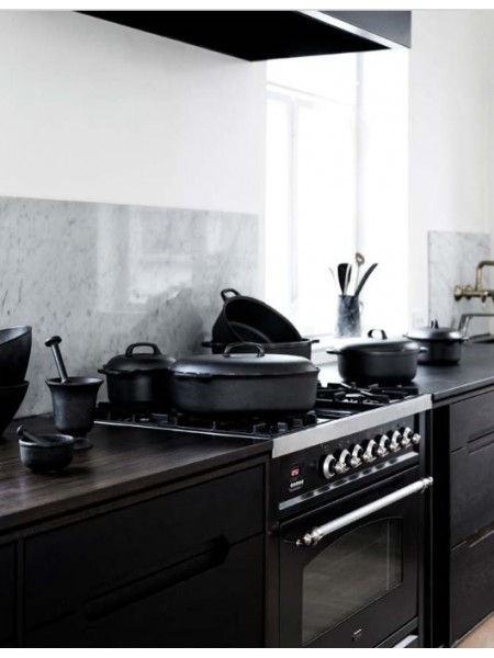 Ступка чугунная на ножке высокая с пестиком, H-13 см, D-11 см, Gense. (4614100)