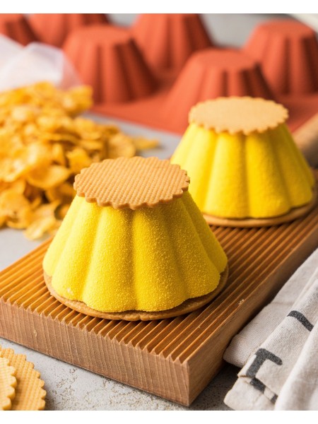 Кондитерская силиконовая форма для выпечки, Бриошь, 17.5х30 см, 6 ячеек 7.9х3.7 см, Paderno. (47742-27)