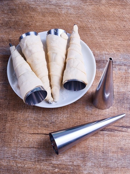 Конус для выпечки трубочек, D-3,2 см, L-14 см, нерж.сталь, Henry. (AN8-46)